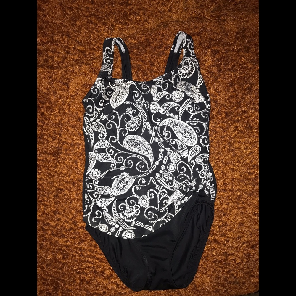 1 piece bathing suit